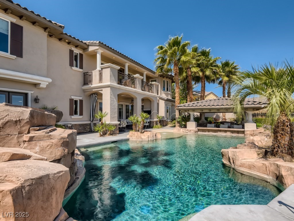 2038 Cherry Creek Circle