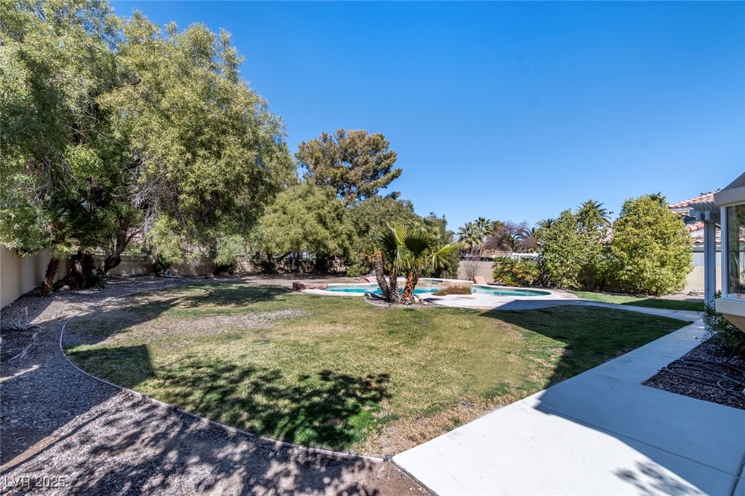 1505 Breeze Canyon Drive