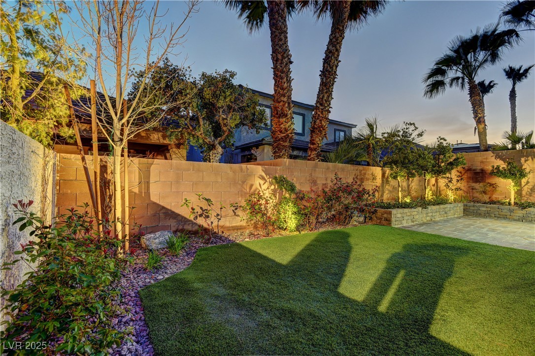 11221 Stanwick Avenue