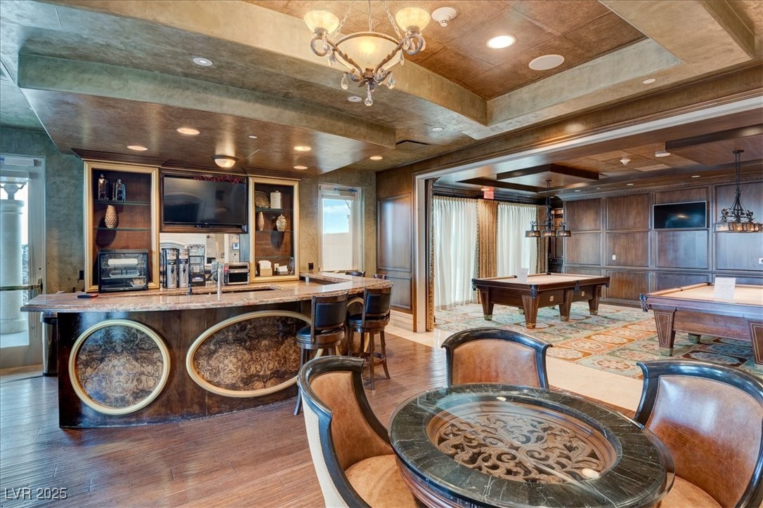 9101 Alta Drive 18