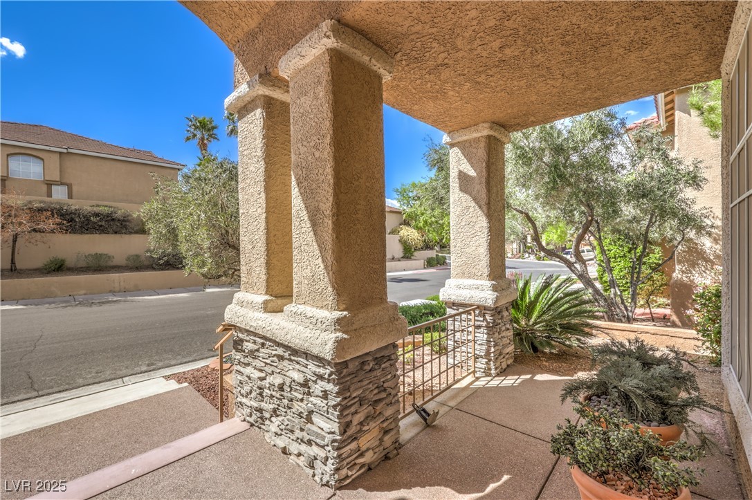 2404 Sunrise Meadows Drive