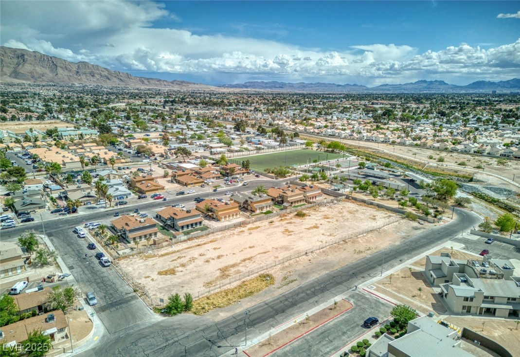 1405 North Sandhill Road 2