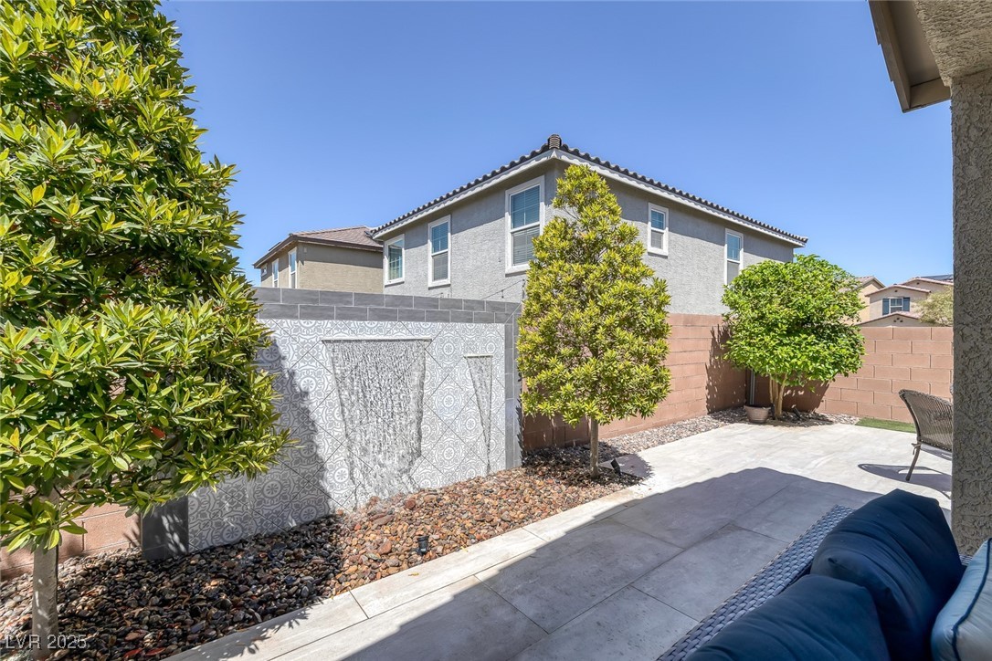 2827 Turnstone Ridge Street