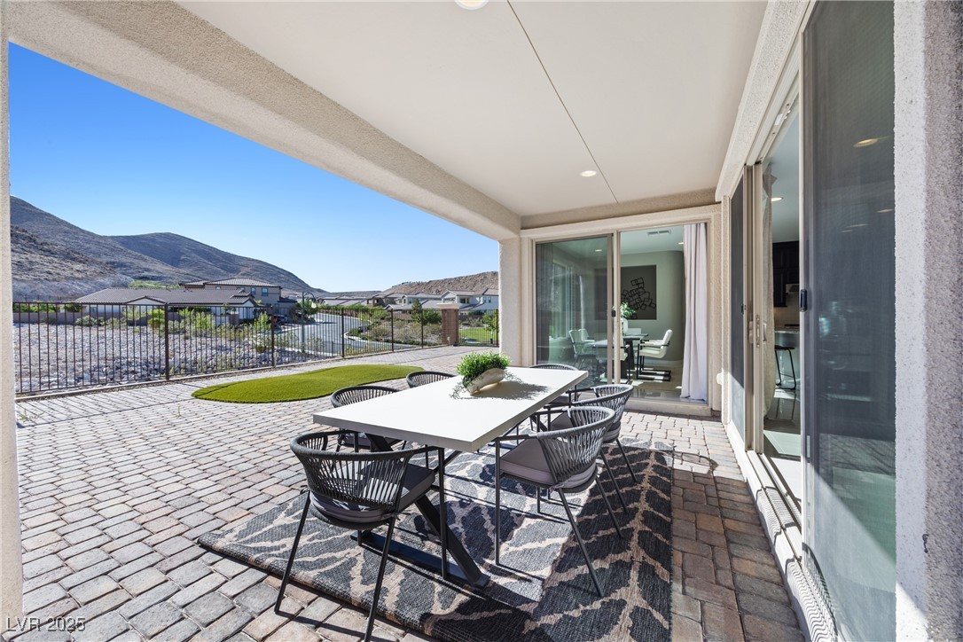 12705 Coastline Shadow Street