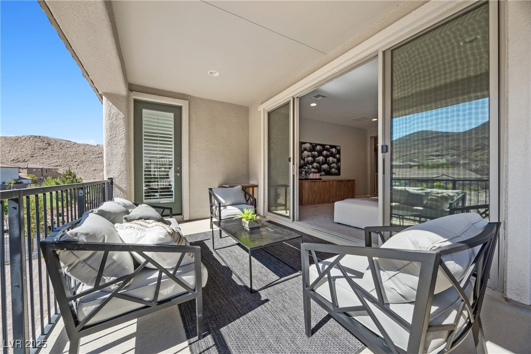 12705 Coastline Shadow Street