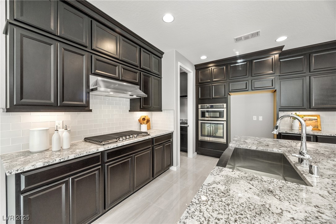 12705 Coastline Shadow Street
