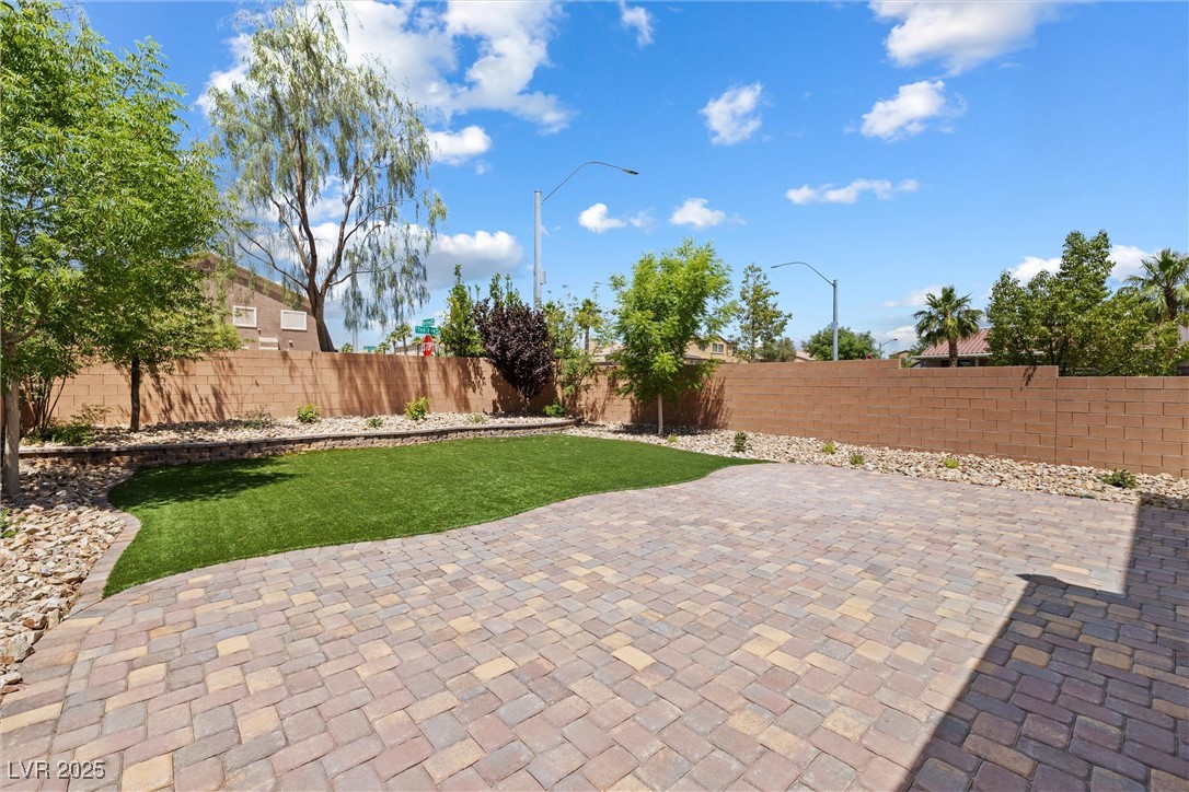 6783 Pleasant Flower Street
