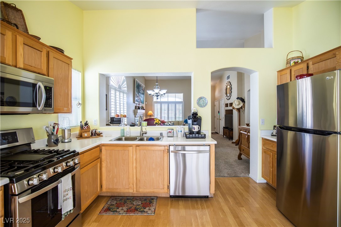 8437 Cinnamon Hill Avenue