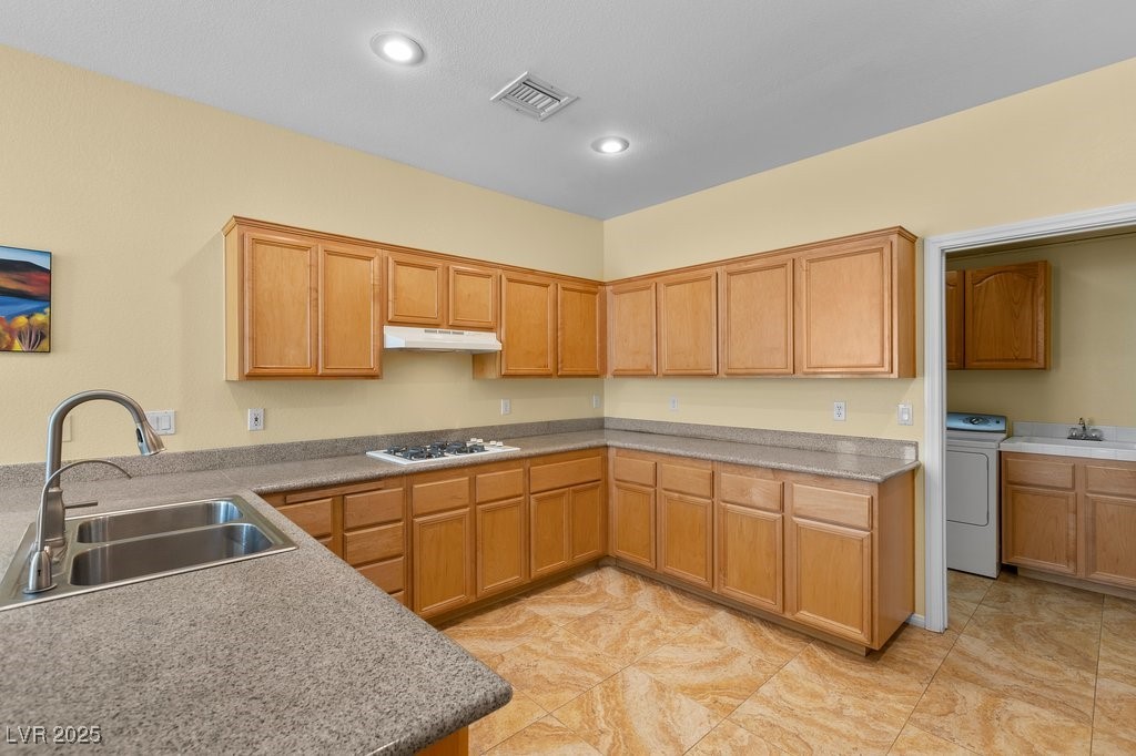 2033 Summer Spruce Place 102