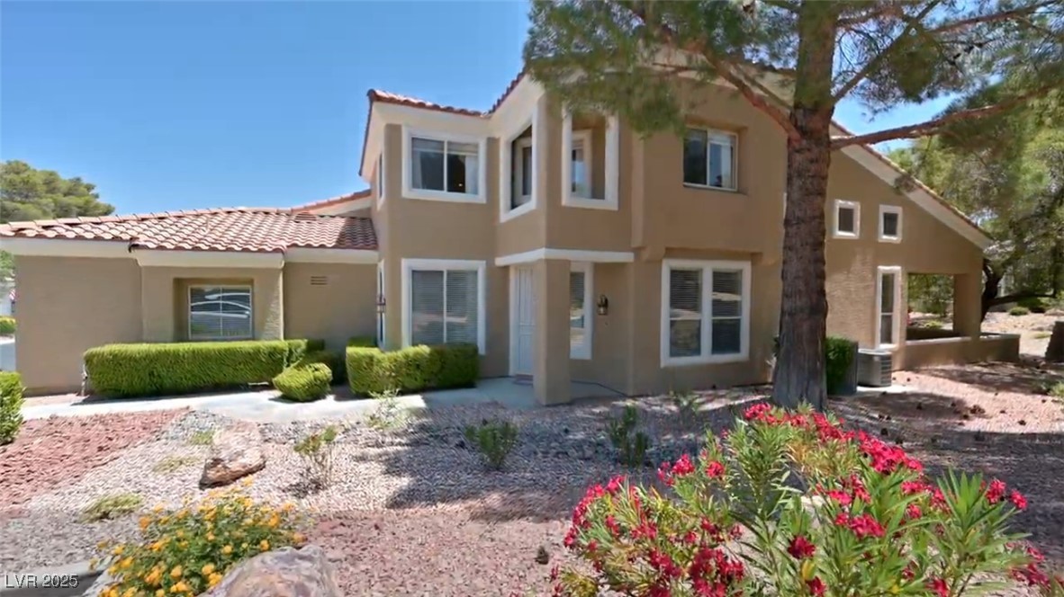 2033 Summer Spruce Place 102