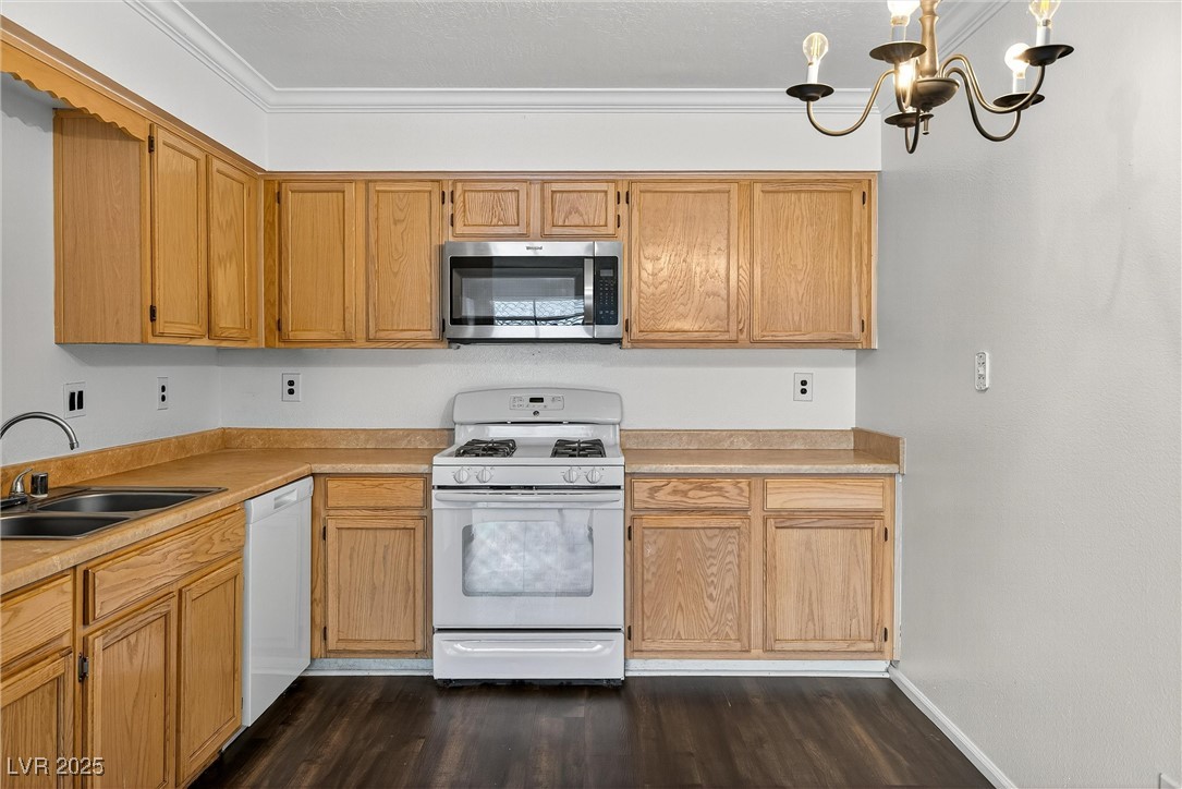 2132 Chertsey Drive B