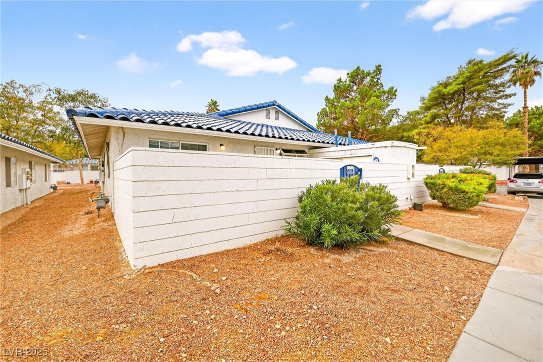 2132 Chertsey Drive B