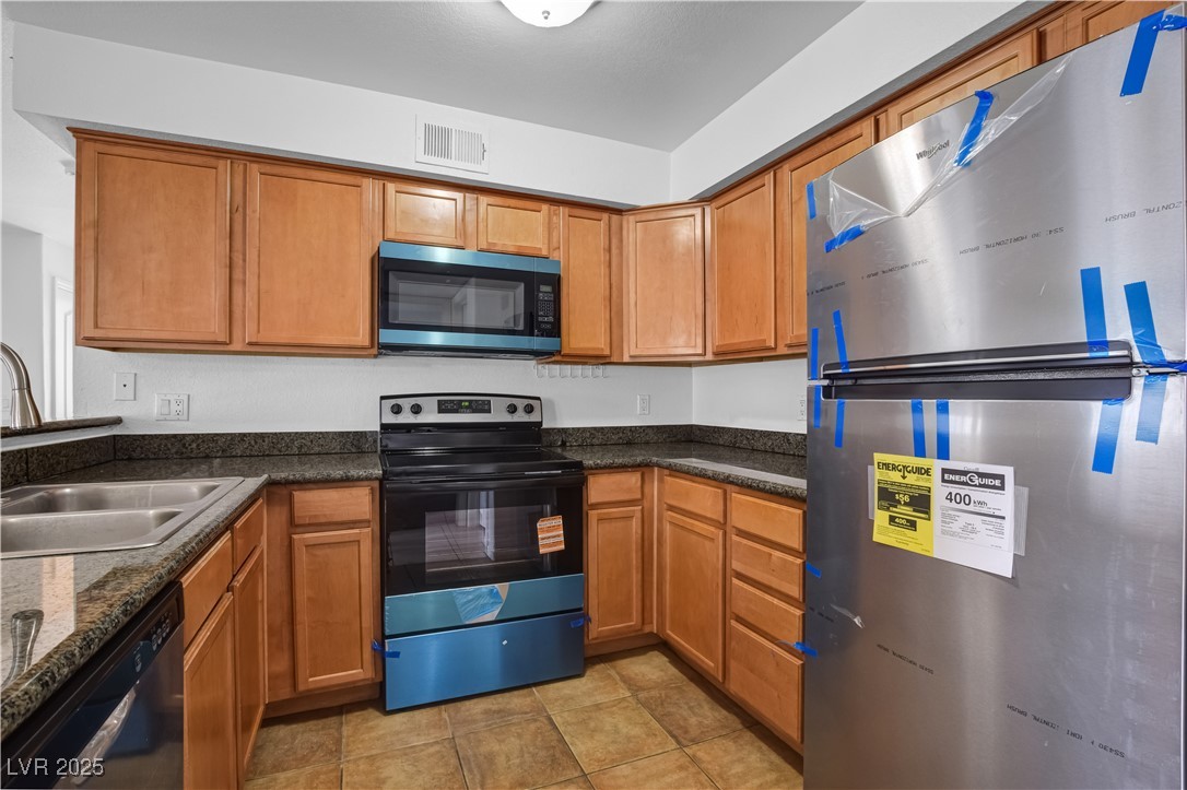 9325 West DESERT INN Road 177