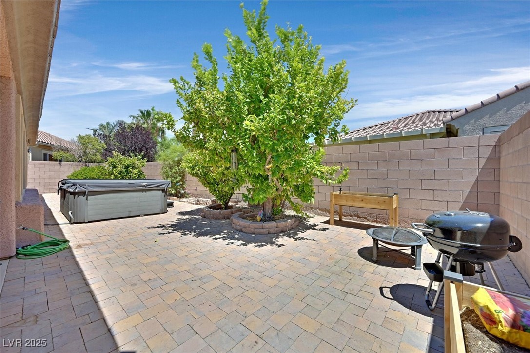 7341 Royal Melbourne Drive