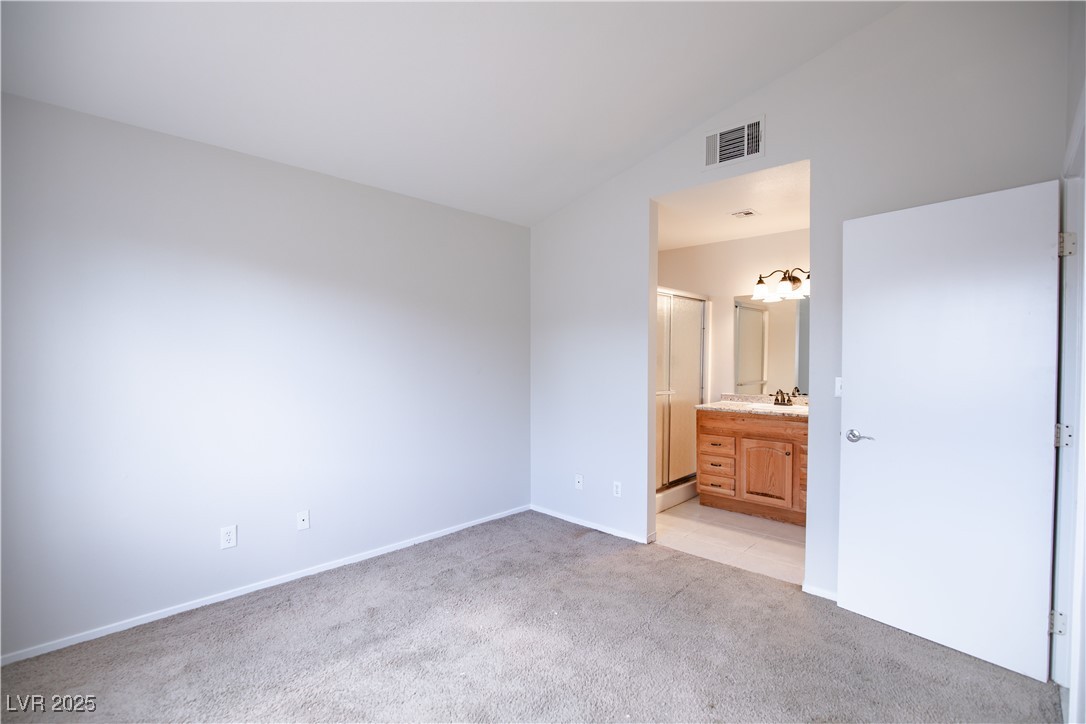 1654 Nesting Way