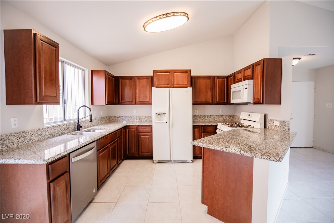 1654 Nesting Way