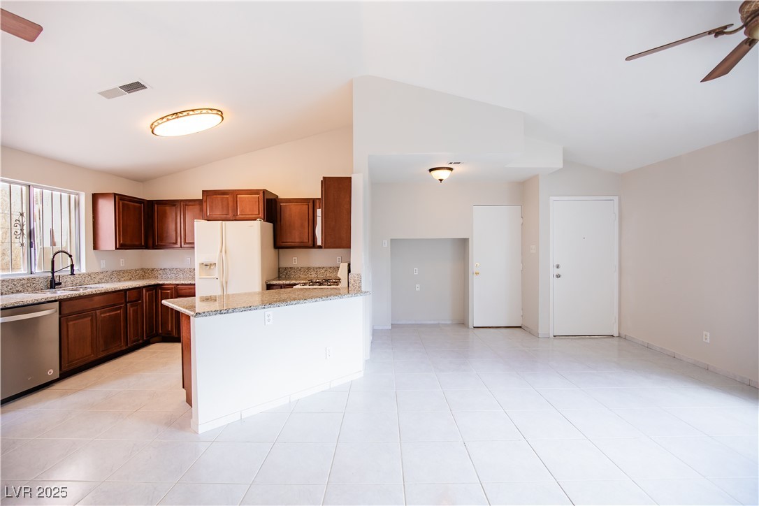 1654 Nesting Way