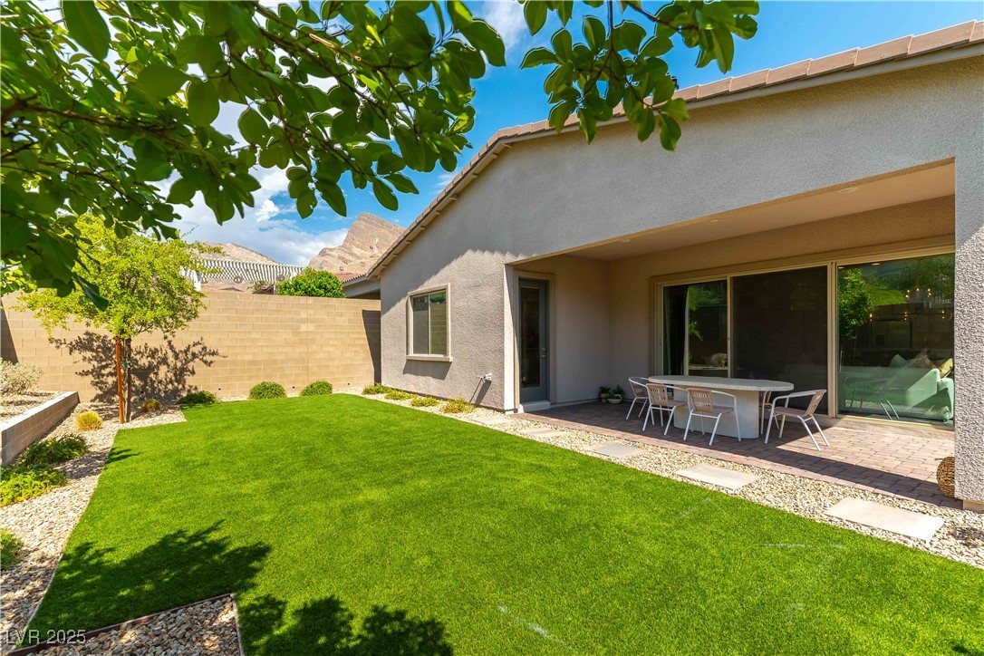 11659 Falcon Gorge Avenue