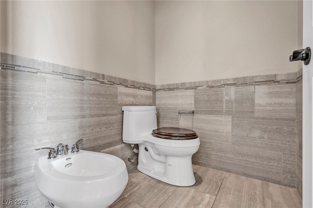 8113 Sapphire Bay Circle