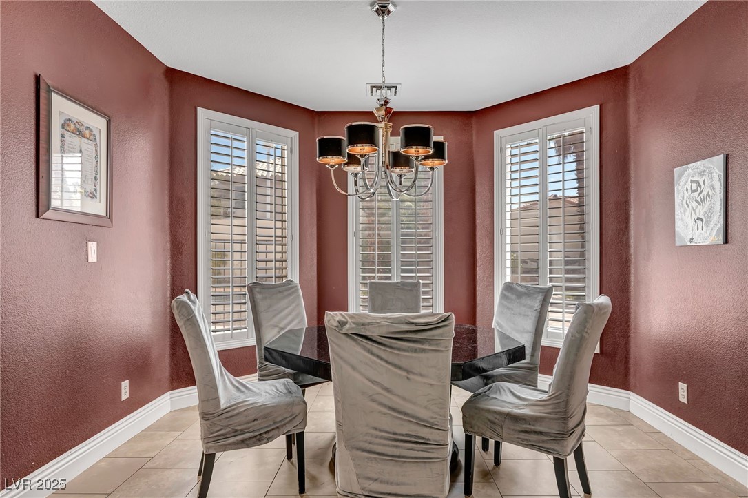 8113 Sapphire Bay Circle