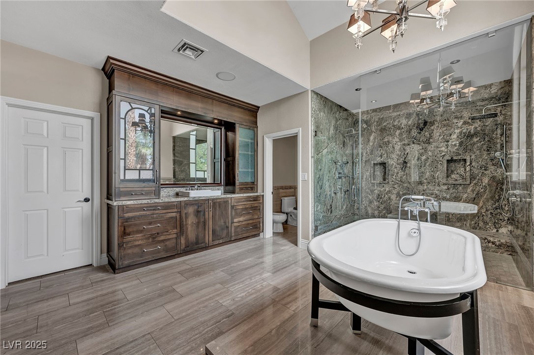 8113 Sapphire Bay Circle