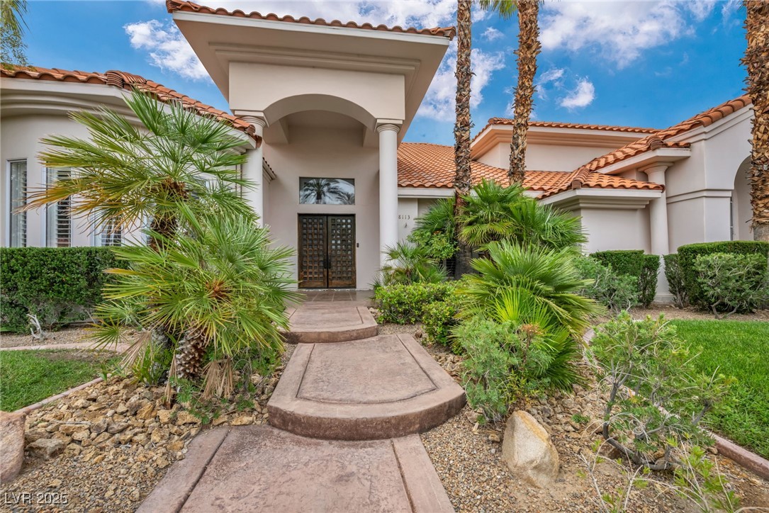 8113 Sapphire Bay Circle