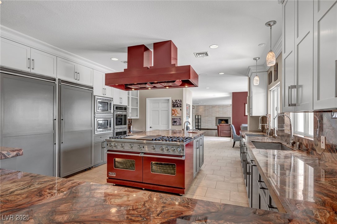 8113 Sapphire Bay Circle