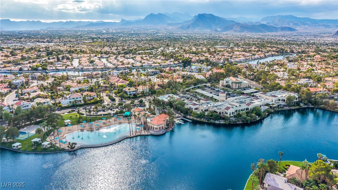 8113 Sapphire Bay Circle