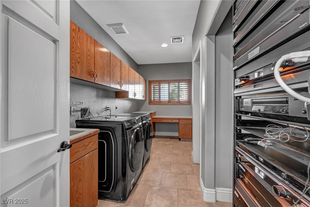 8113 Sapphire Bay Circle