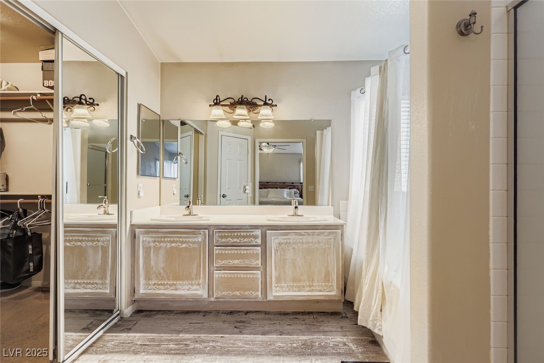 2031 Buckeye Reef Street