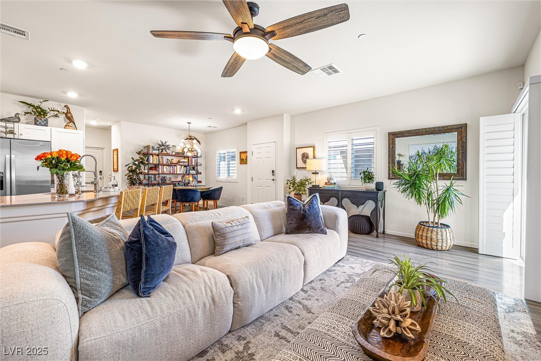 7880 Aurora Sky Street 3