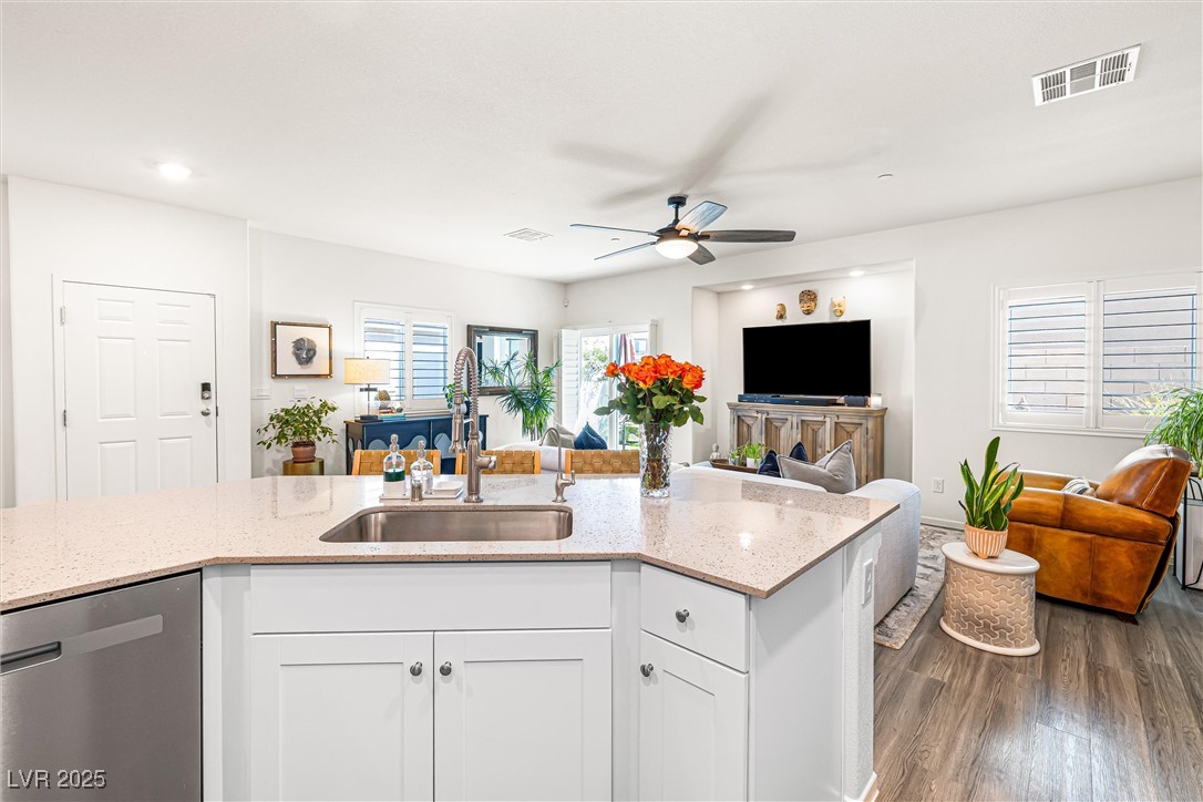 7880 Aurora Sky Street 3