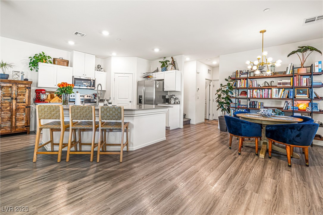 7880 Aurora Sky Street 3