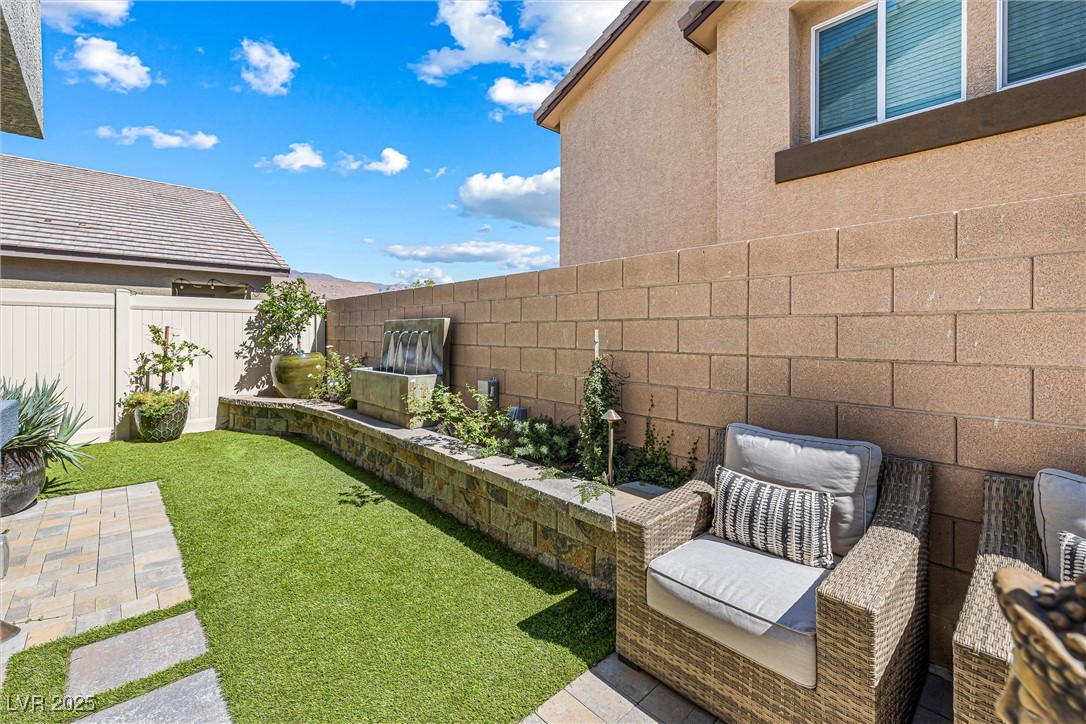 7880 Aurora Sky Street 3