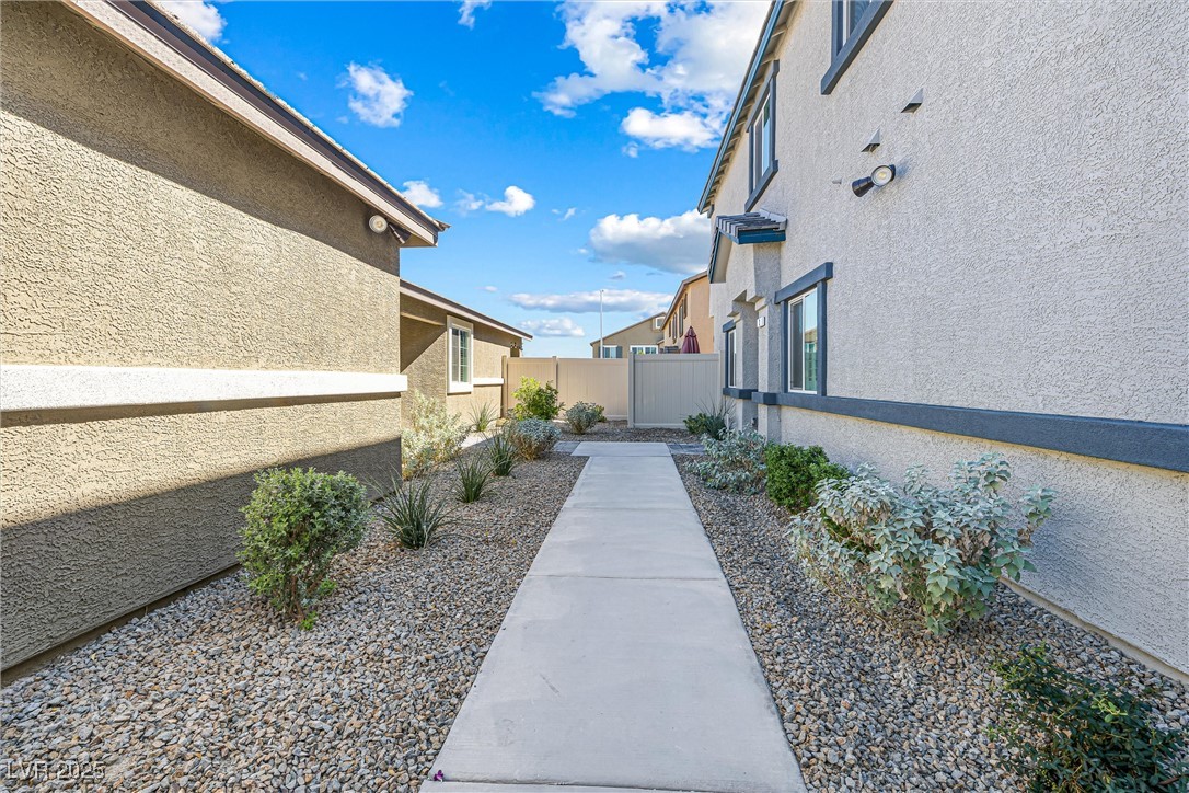 7880 Aurora Sky Street 3
