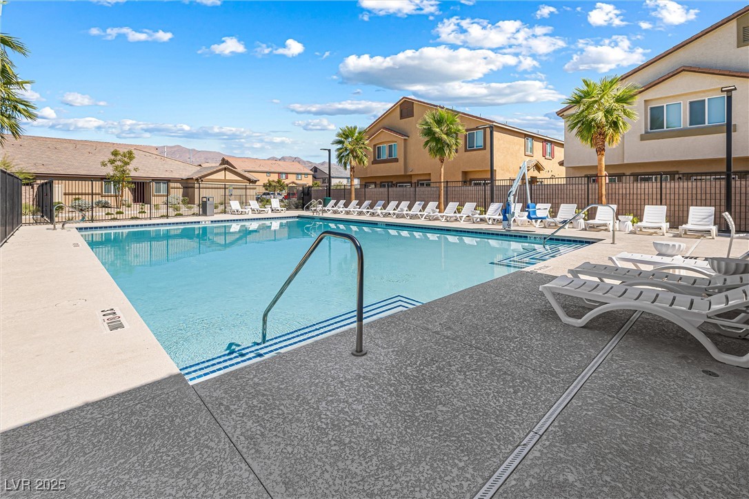 7880 Aurora Sky Street 3