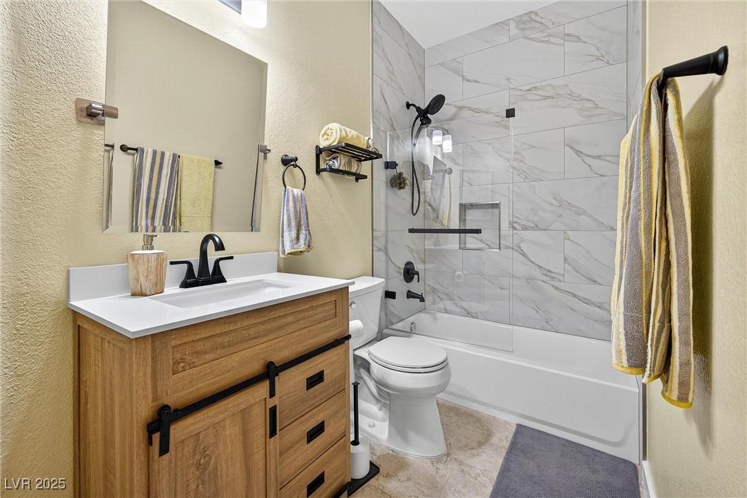 980 Upper Meadows Place