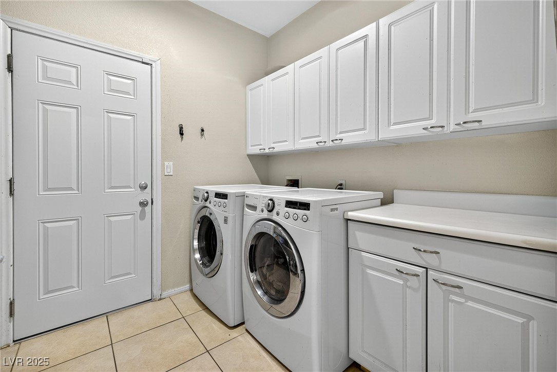 980 Upper Meadows Place