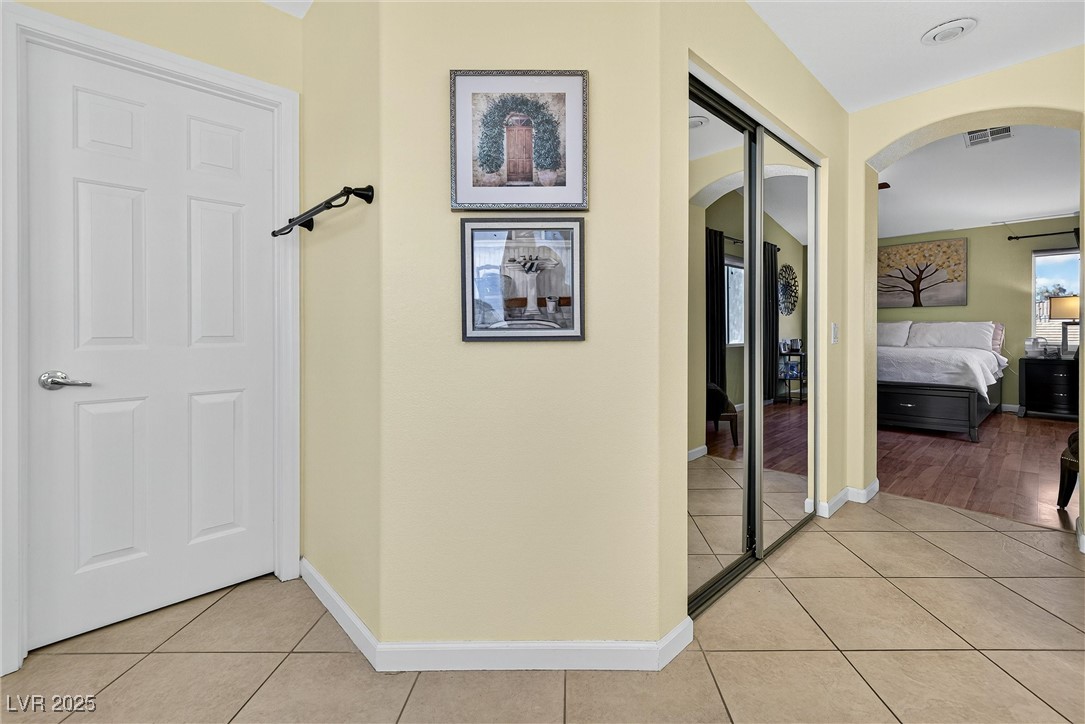 980 Upper Meadows Place