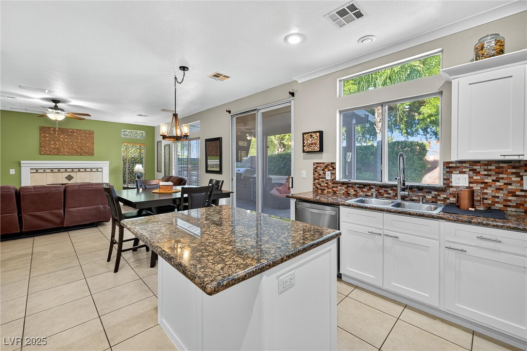 980 Upper Meadows Place