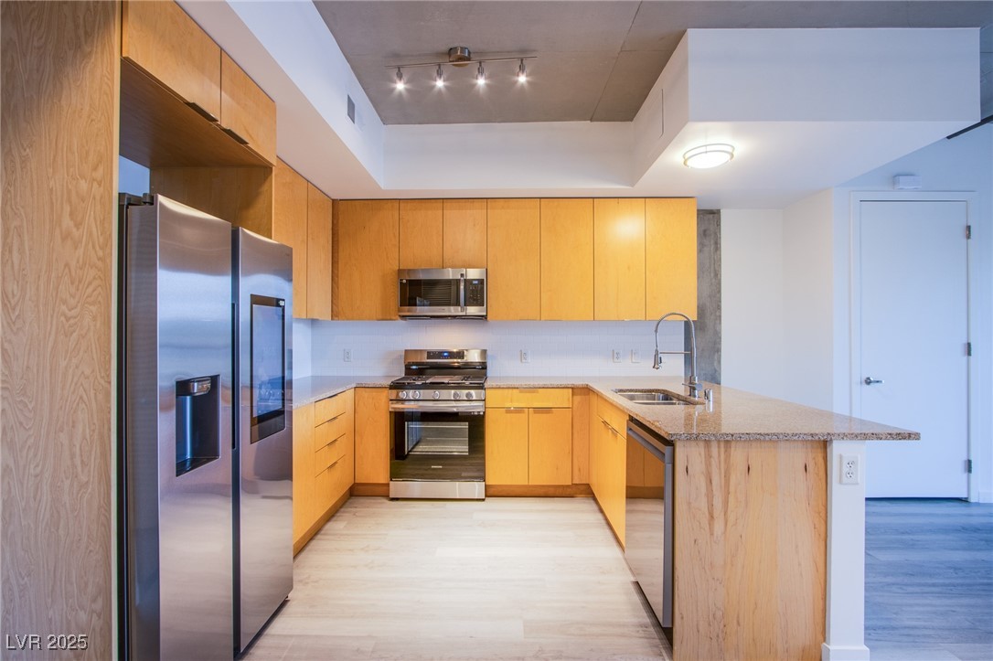 353 East Bonneville Avenue 251