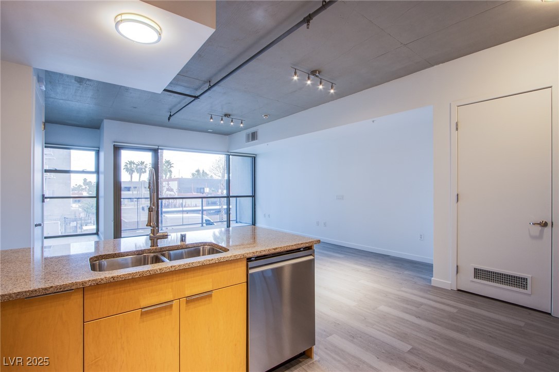 353 East Bonneville Avenue 251