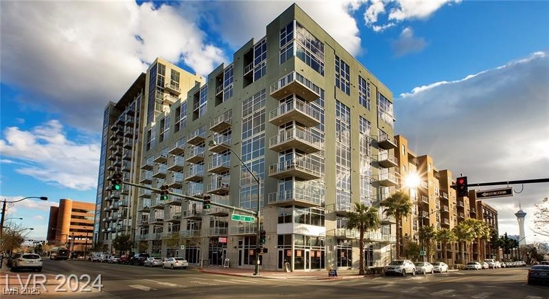 353 East Bonneville Avenue 251