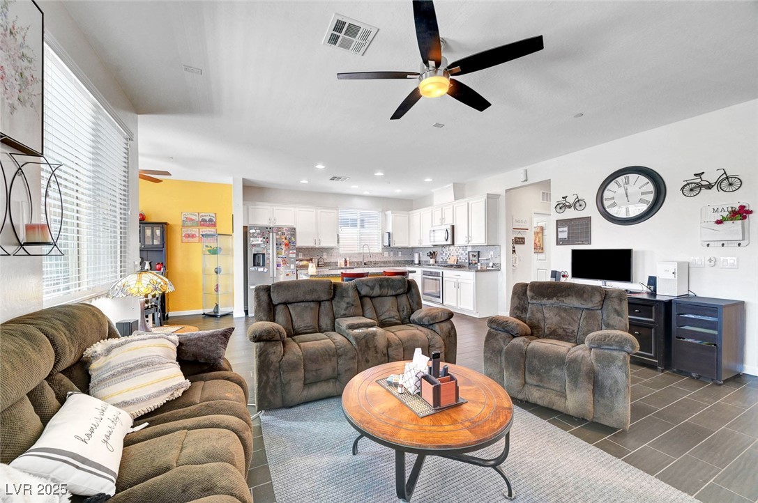 1120 Via Della Curia