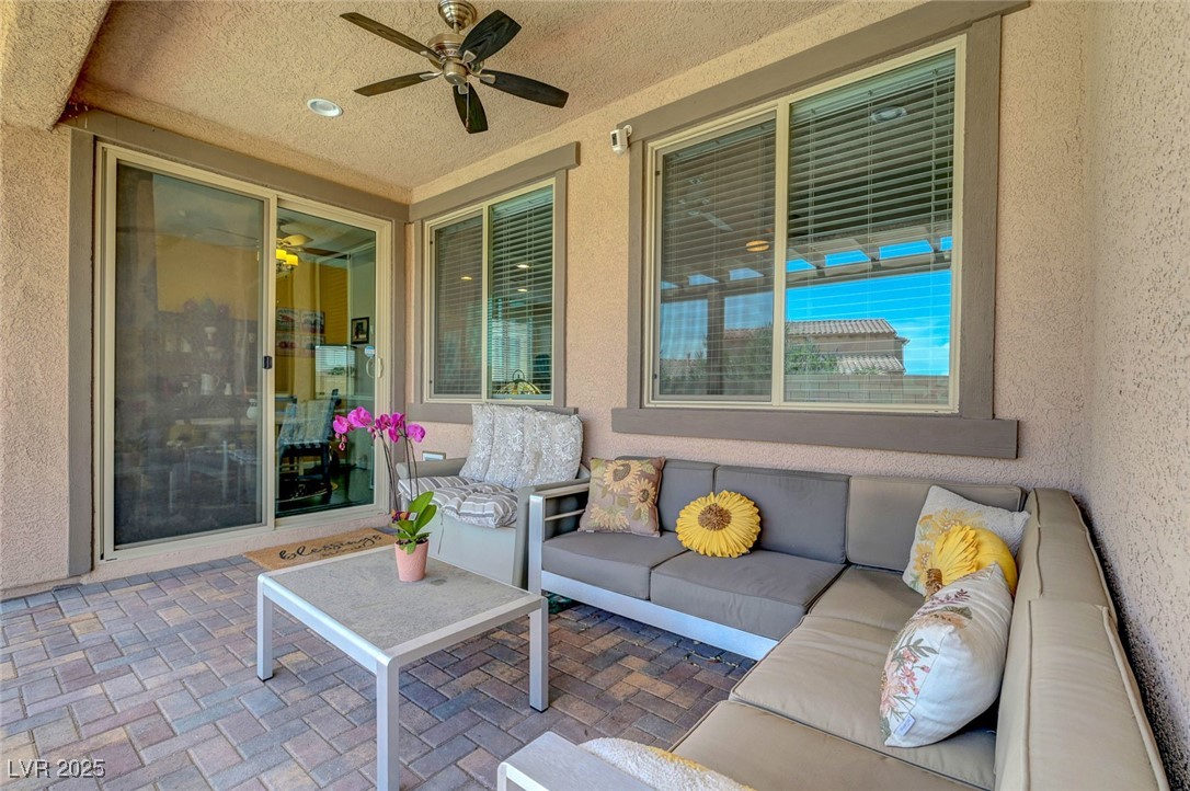 1120 Via Della Curia