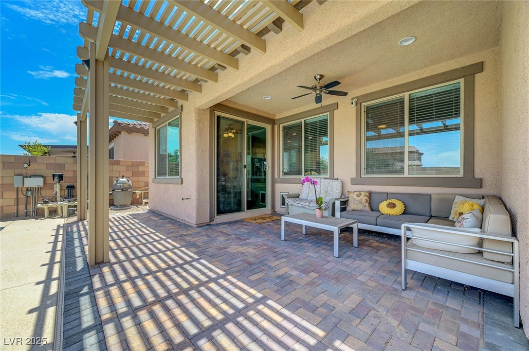 1120 Via Della Curia