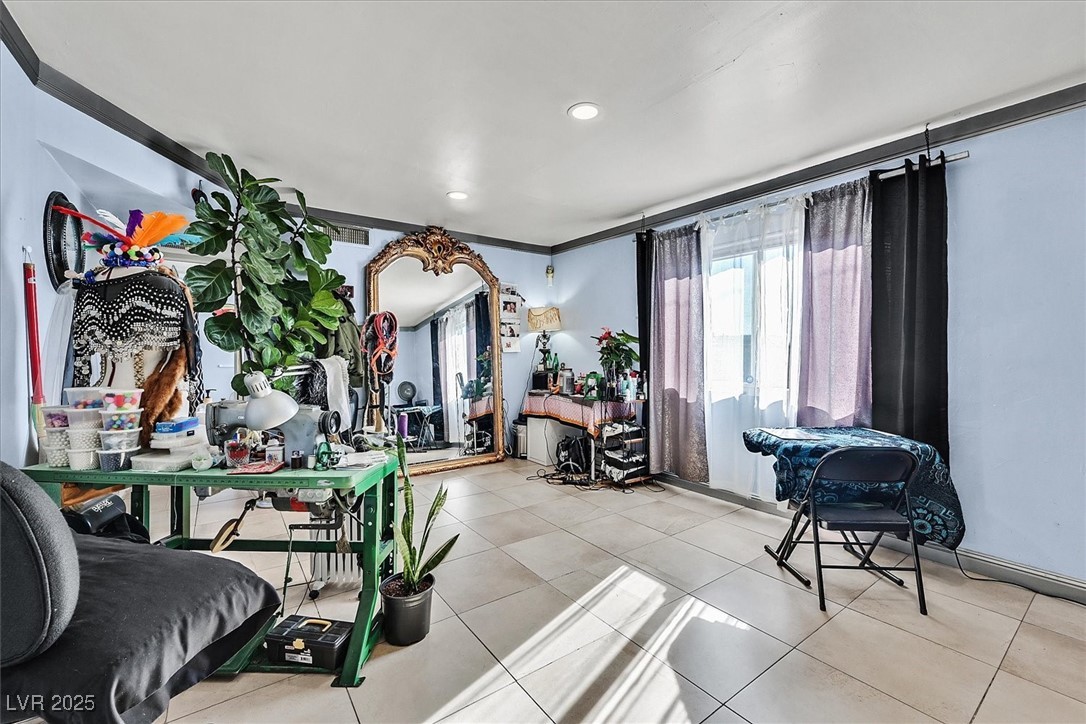 4186 Silver Dollar Avenue 8