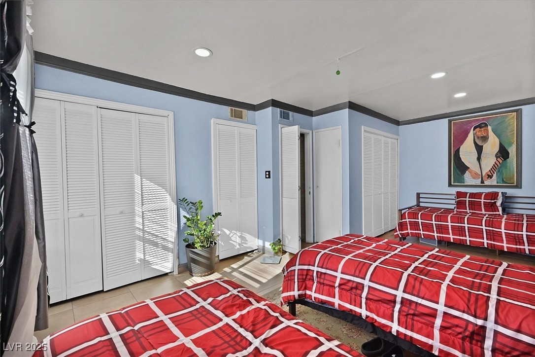 4186 Silver Dollar Avenue 8