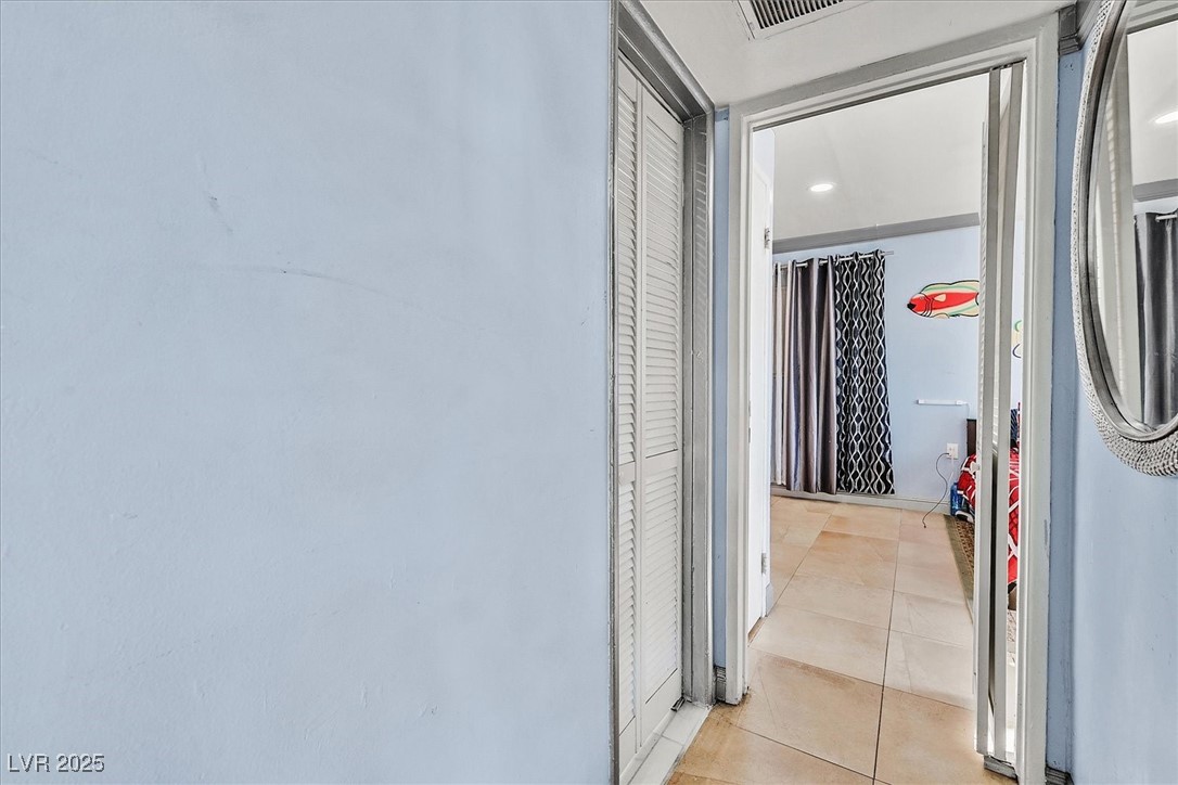 4186 Silver Dollar Avenue 8