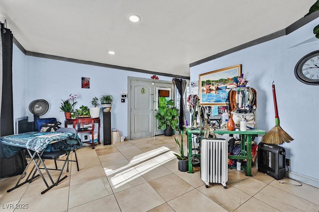 4186 Silver Dollar Avenue 8